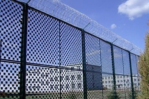 機(jī)場應(yīng)用刀片刺繩 機(jī)場應(yīng)用刀片刺繩